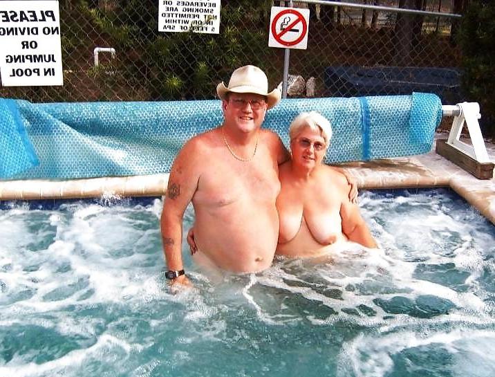17P Naked couples 11.