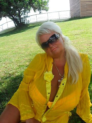 22P Busty Russian Woman 1959