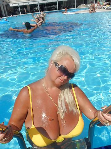 22P Busty Russian Woman 1959
