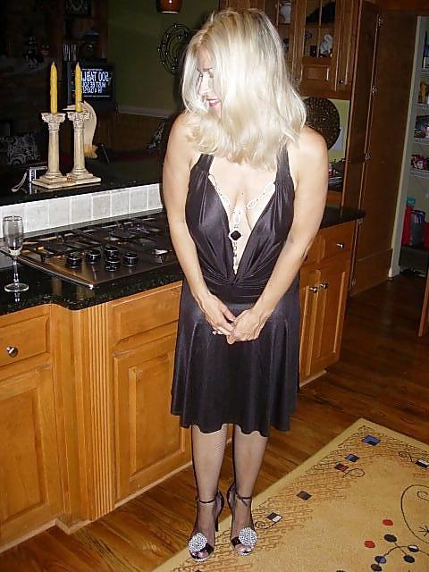 18P Posewithjade exposed slut jen 