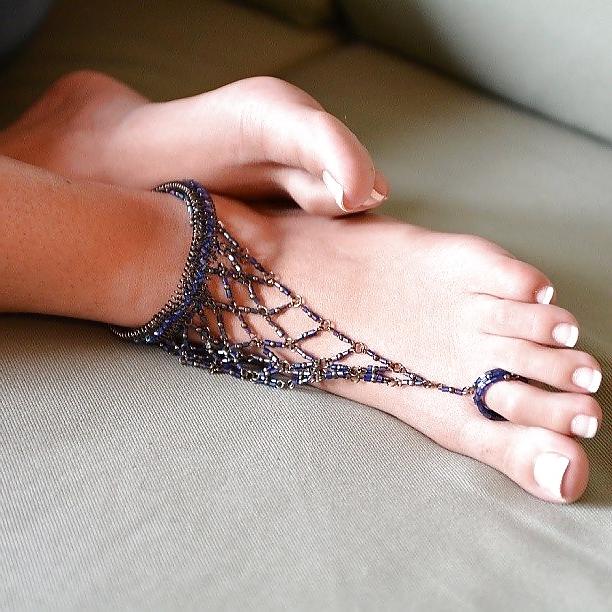 25P Foot fetish