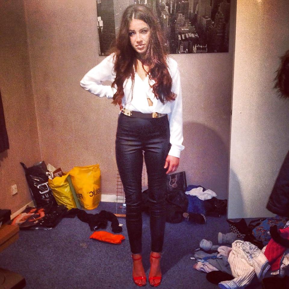 25P Teenagers hot and young