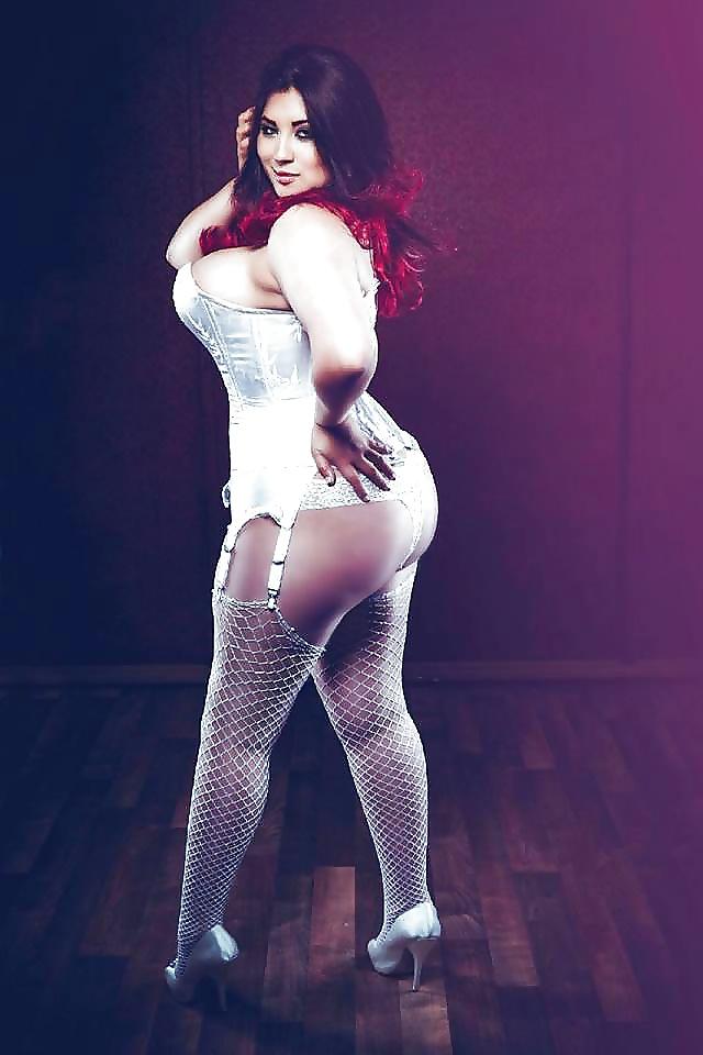 25P SEXY & SENSUAL BBW's-(GROWN & SEXY-I X)