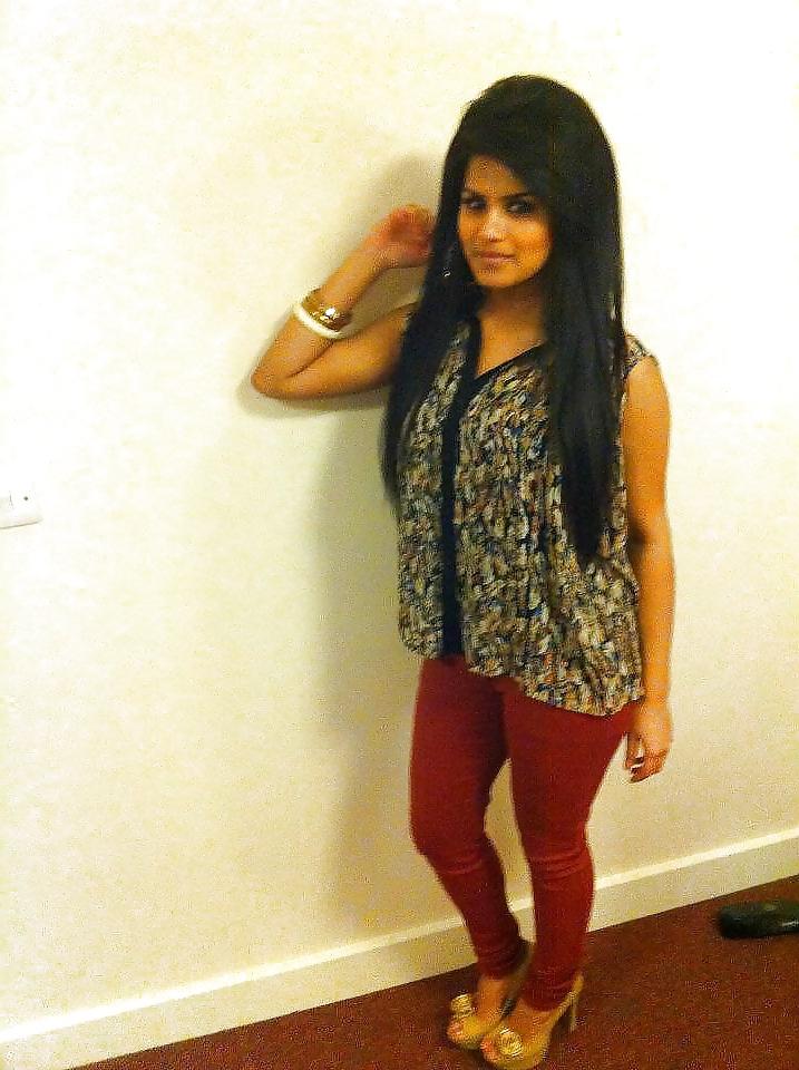 16P Hot teasing desi fuckpig
