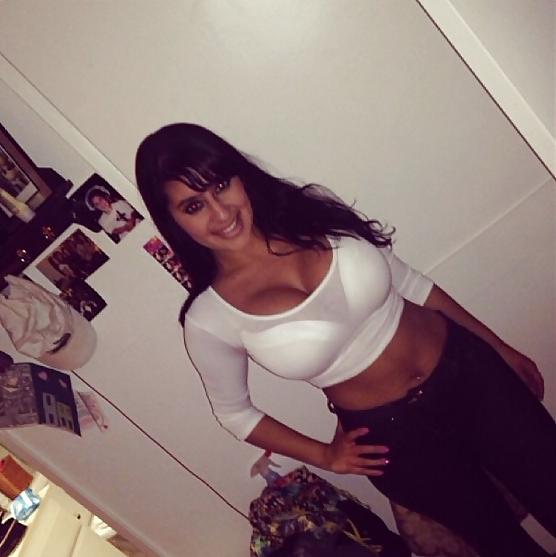 16P Hot teasing desi fuckpig
