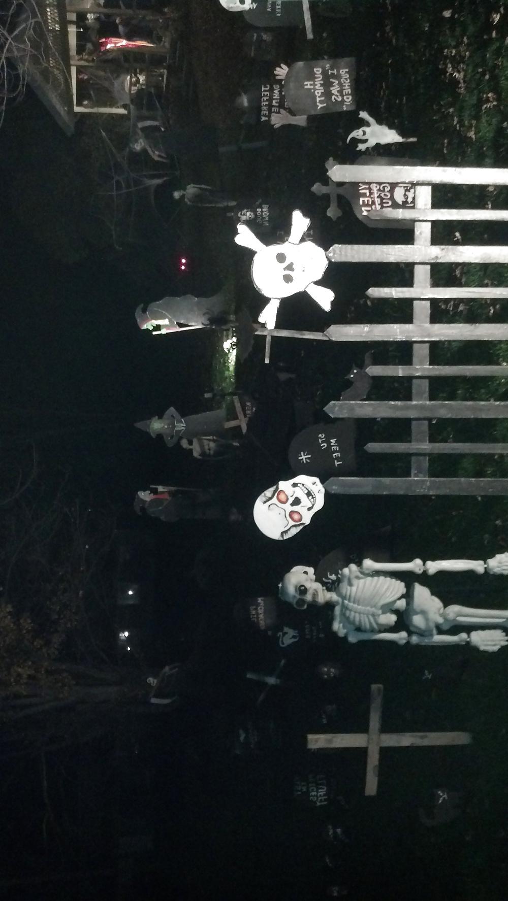 17P Halloween 2014 non nude