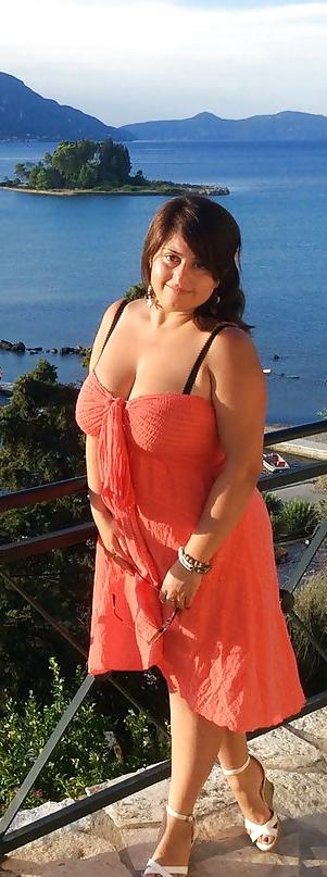 12P Busty Russian Woman 1940