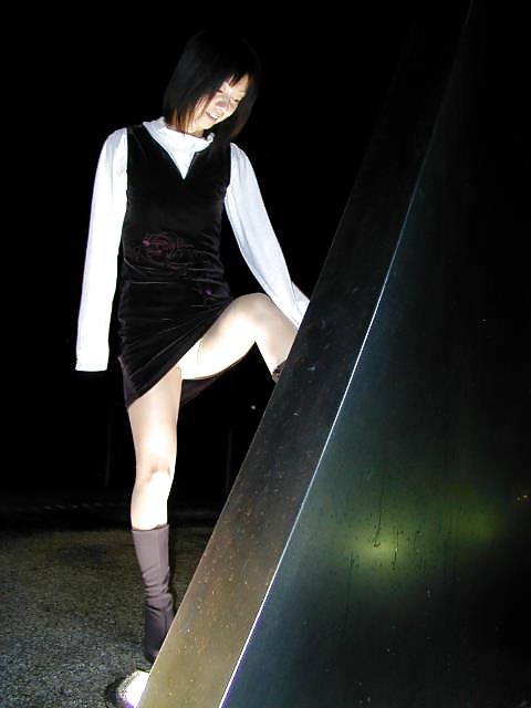 20P Japanese Married Woman 05