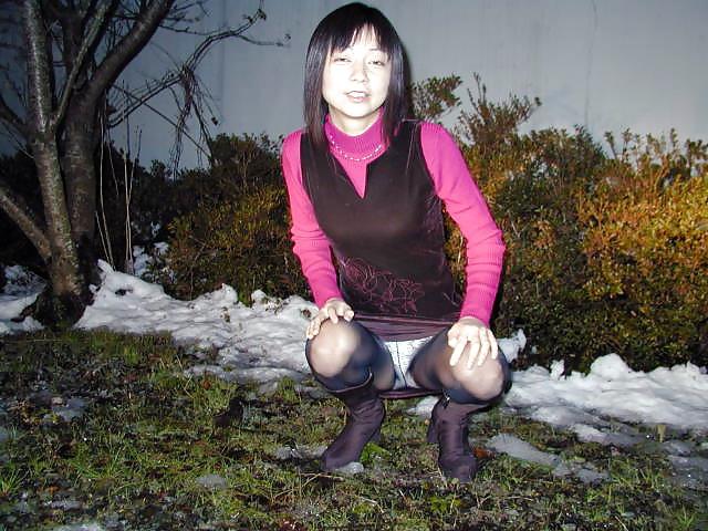 20P Japanese Married Woman 05