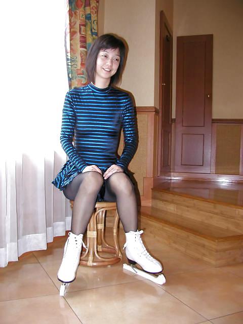 20P Japanese Married Woman 04