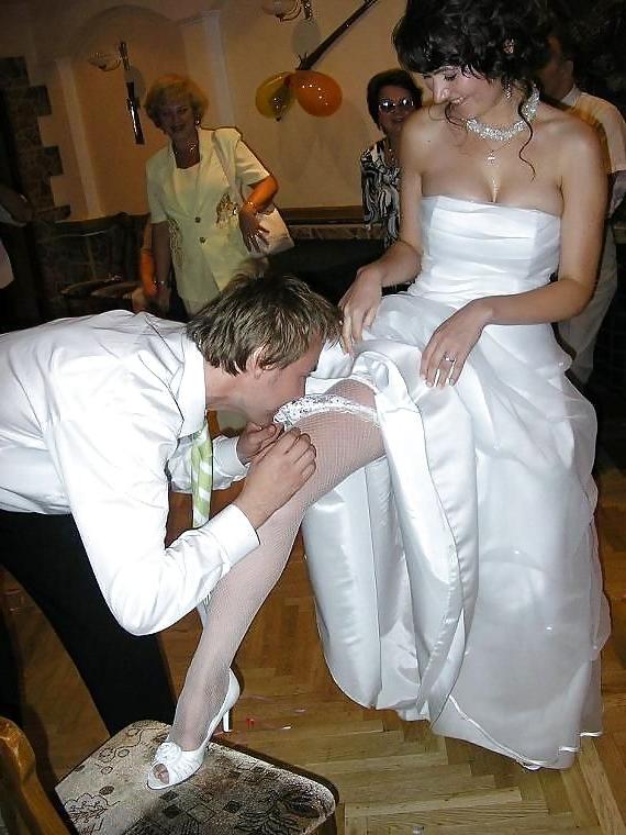 25P Naughty brides