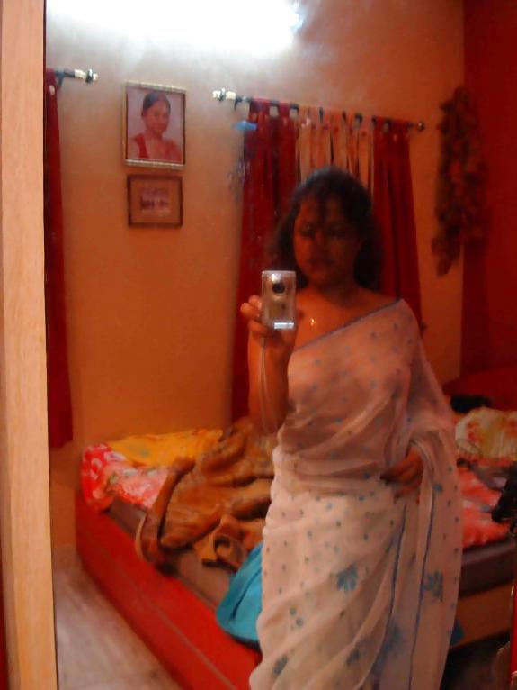 25P Desi Showing Assets 11