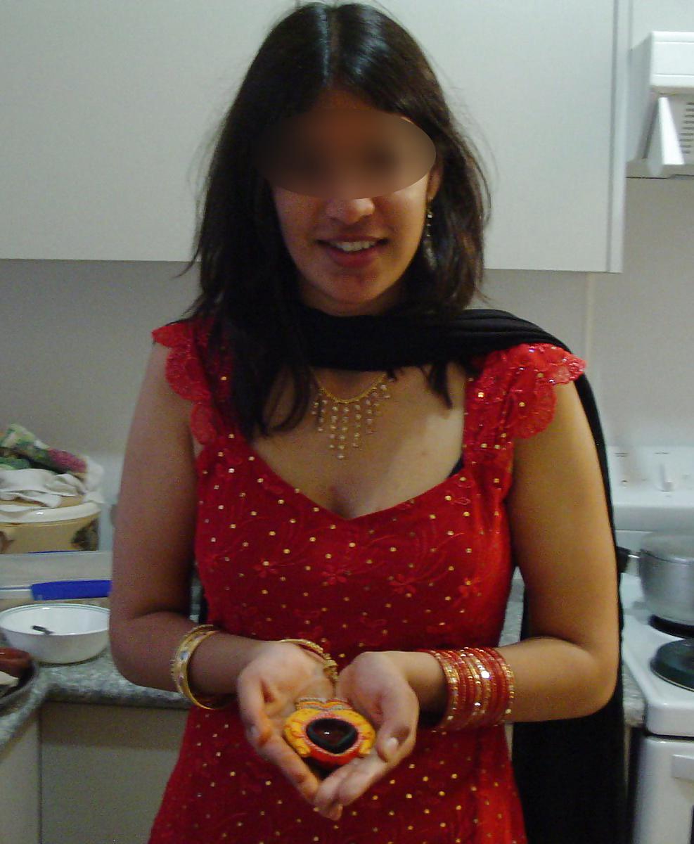 20P Desi Showing Assets 10