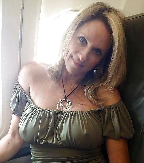25P Her Nipples Are Poking Through The Top 4