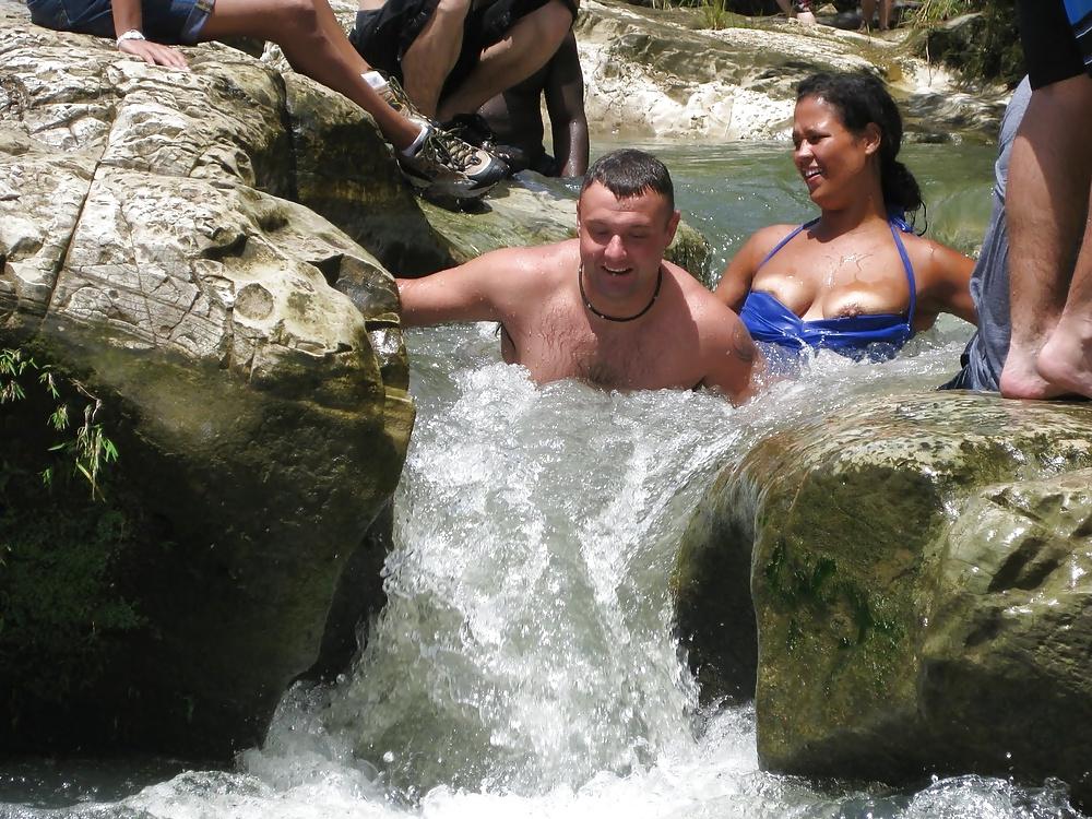15P AMATEUR VOYEUR BIKINI OOPS 2