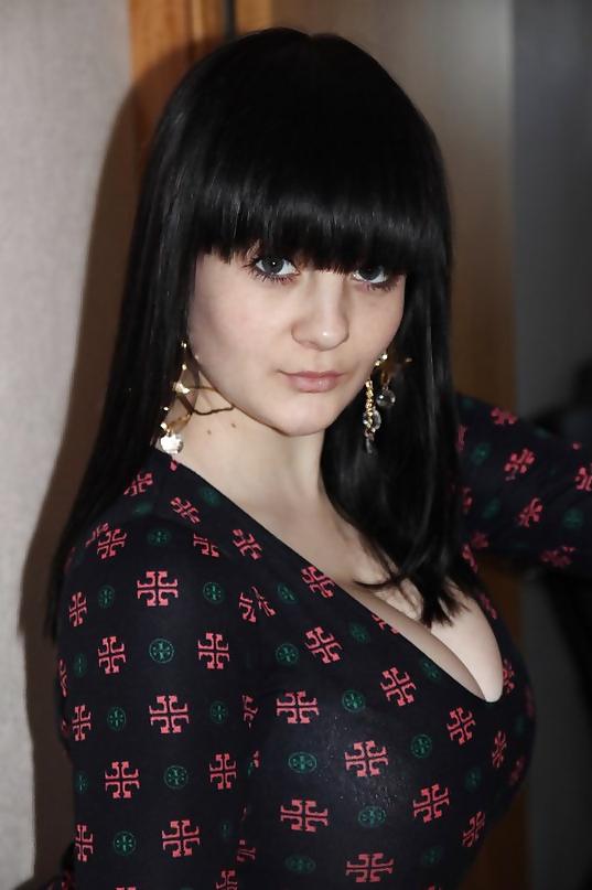 17P Busty Russian Woman 1922