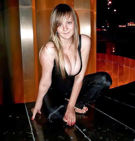 17P Busty Russian Woman 1922