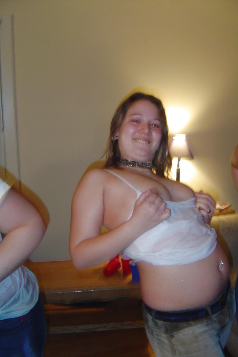 15P Wet Tshirt Contest