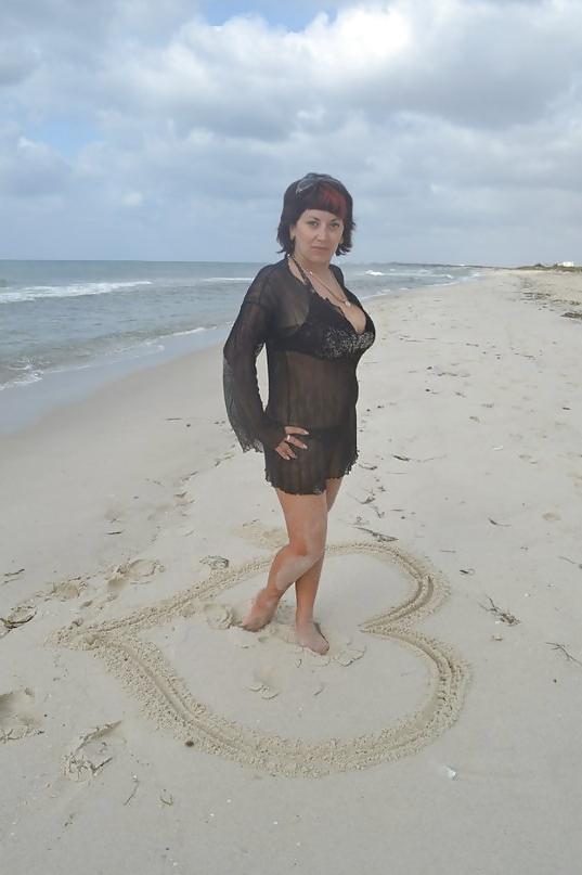 17P Busty Russian Woman 1920