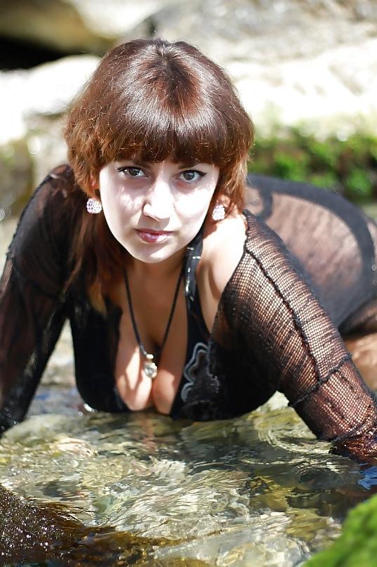 17P Busty Russian Woman 1920