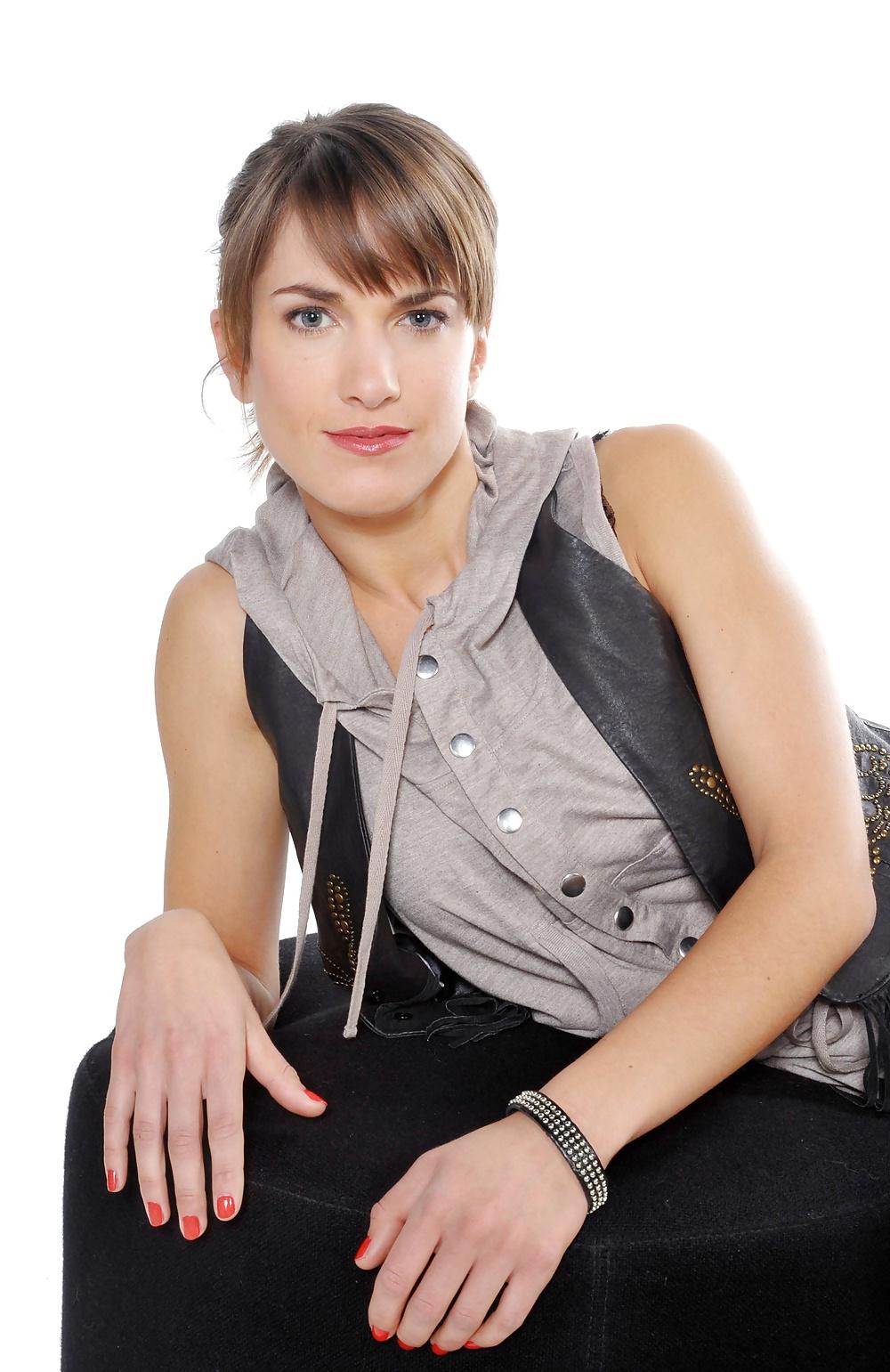 25P Isabell Horn Big Shooting Mix