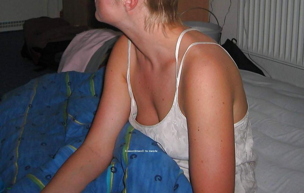 25P Gogus Frikikleri 2 (Downblouse)