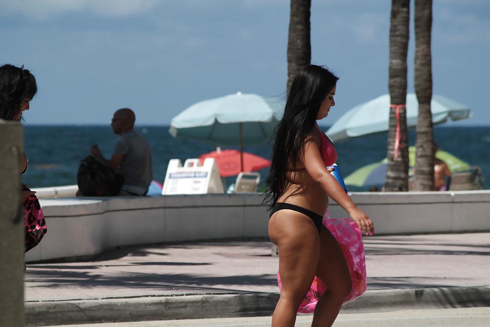 25P Florida Bikini's Ft Lauderdale - Amazing