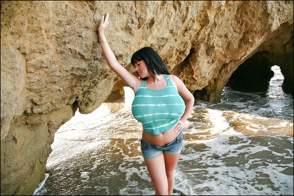 25P Rachel on the beach in a Tank top