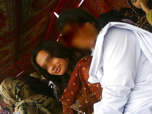 14P DESI WIFE MIX