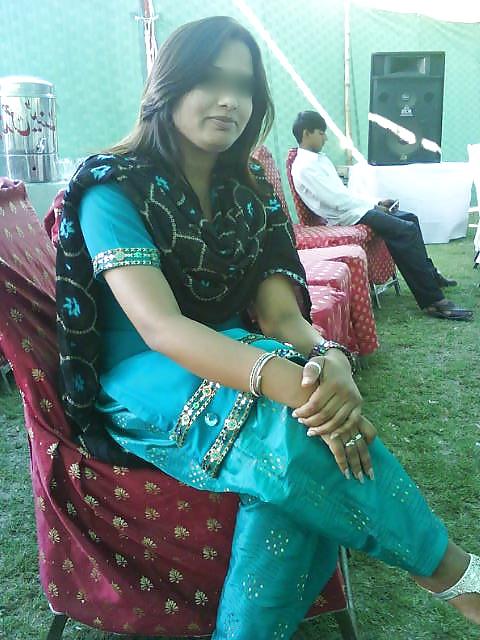 14P DESI WIFE MIX