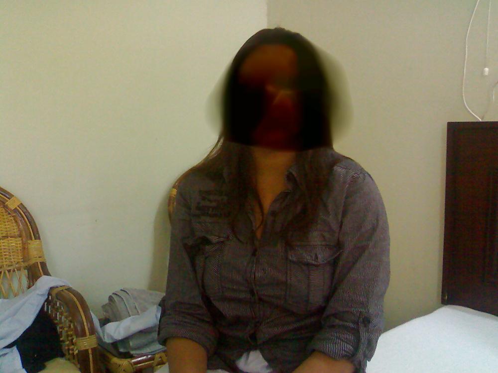 14P DESI WIFE MIX