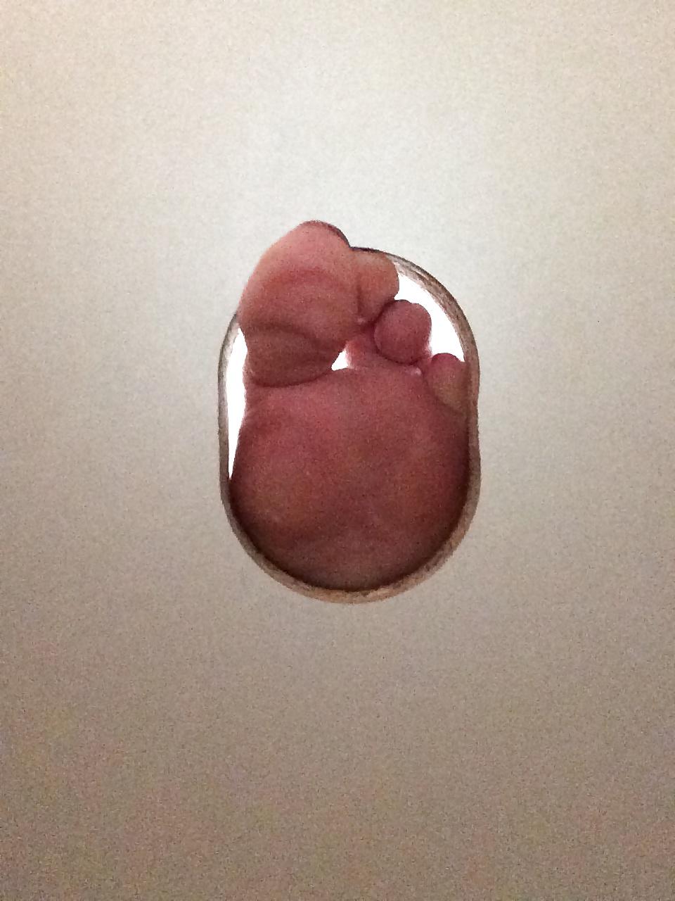 10P Foot fetish