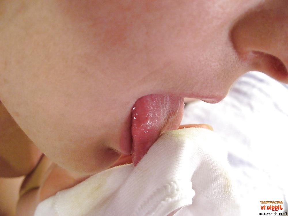 20P Girls Who Lick