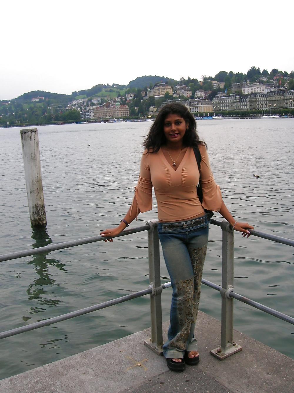 22P Desi fucking with white