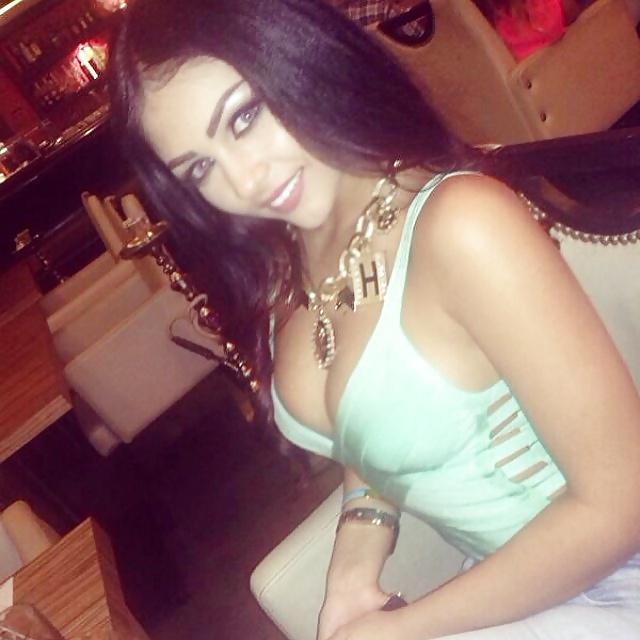 25P Arab beauty 24 - Cum on her