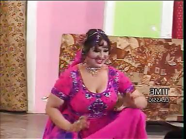 6P Pakistani randi, desi, paki