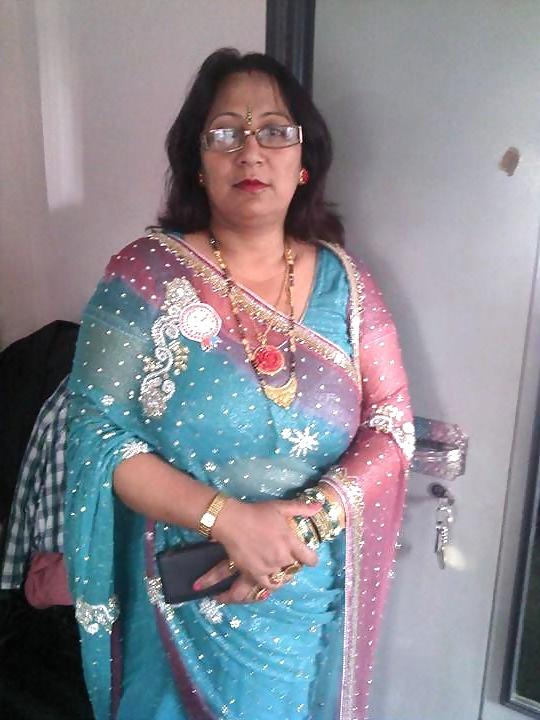 25P Desi Matures