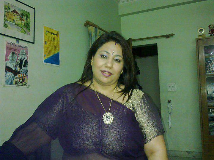 25P Desi Matures