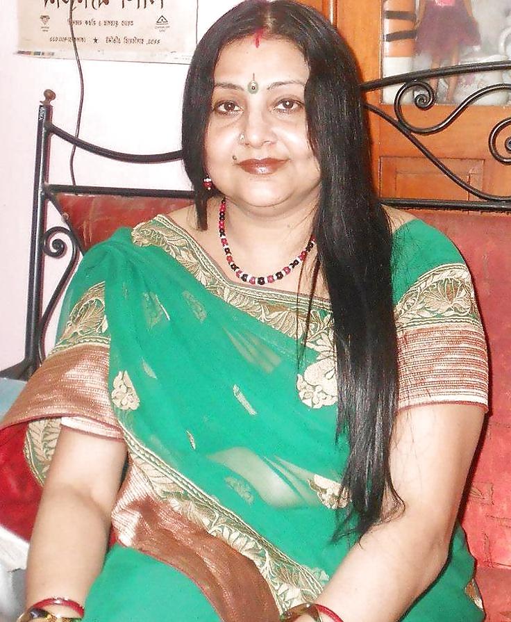 25P Desi Matures