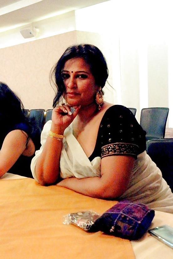 25P Desi Matures