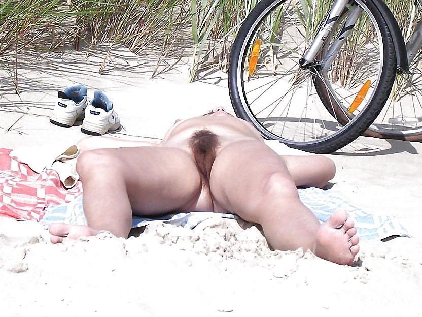 25P On the Beach - 94