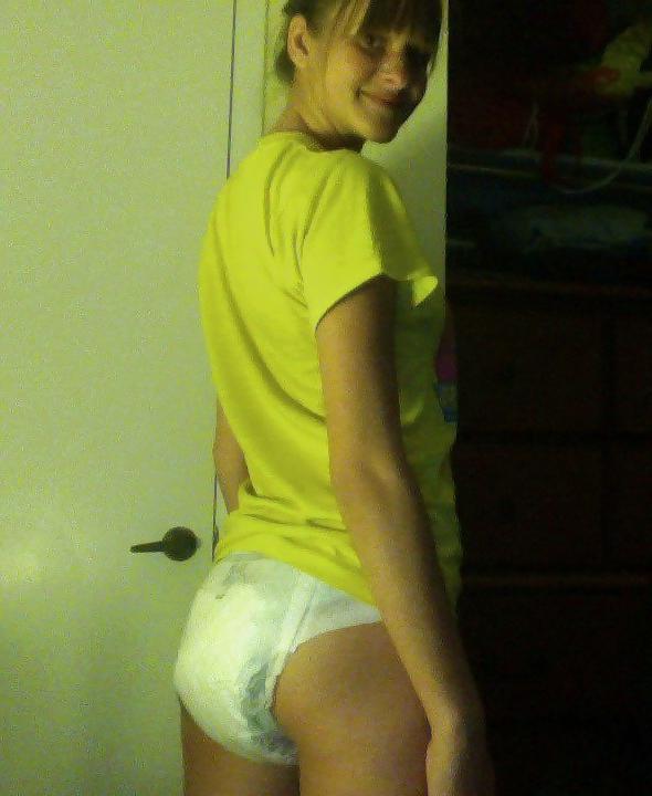 18P Diaper fetish ! 