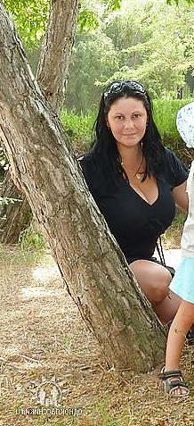 8P Busty Russian Woman 1861