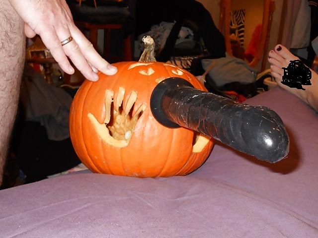 16P Dildo Lantern - Happy Halloween