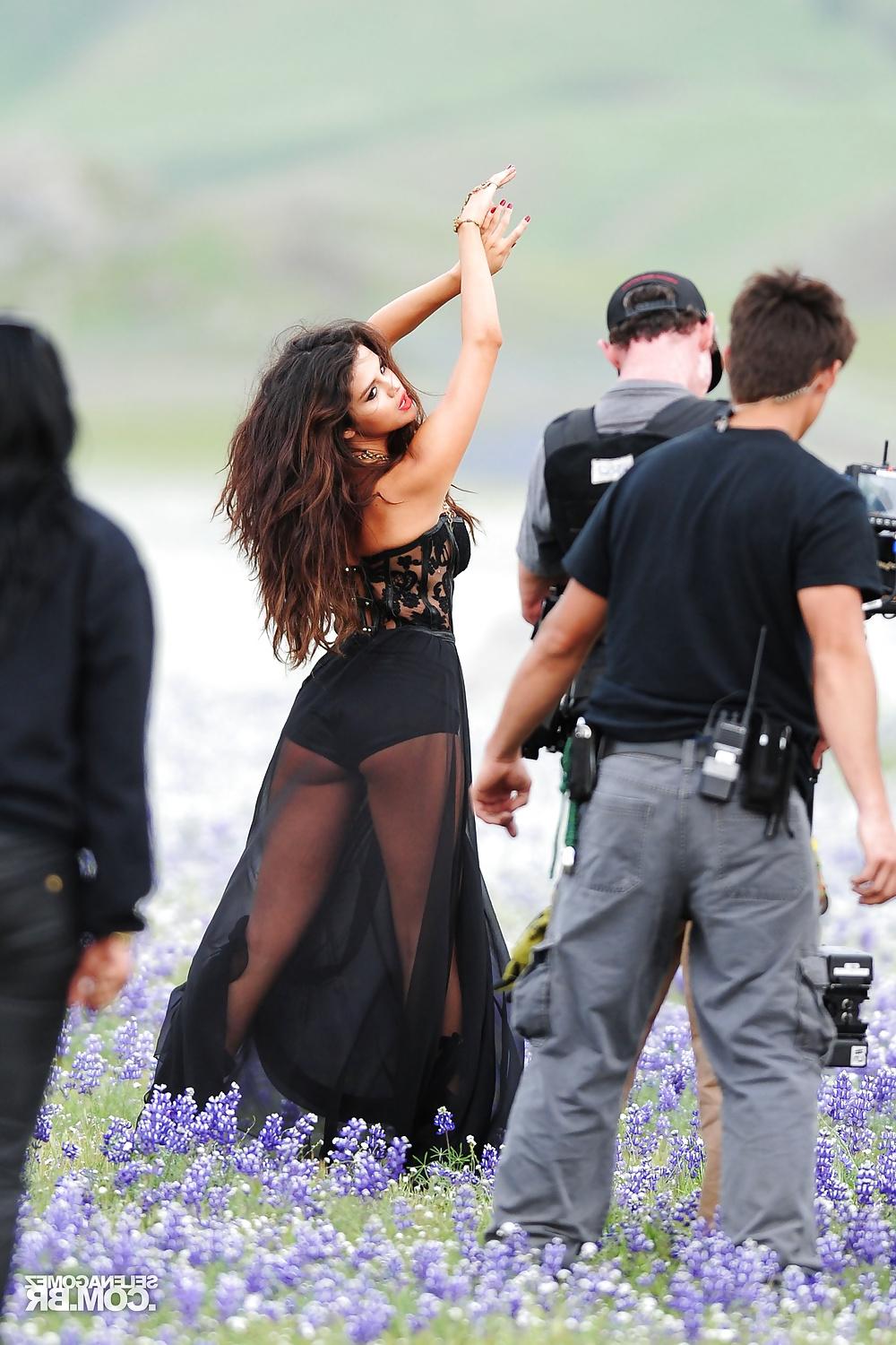 25P Selena Gomez - Perfect Latin ASS - compilation