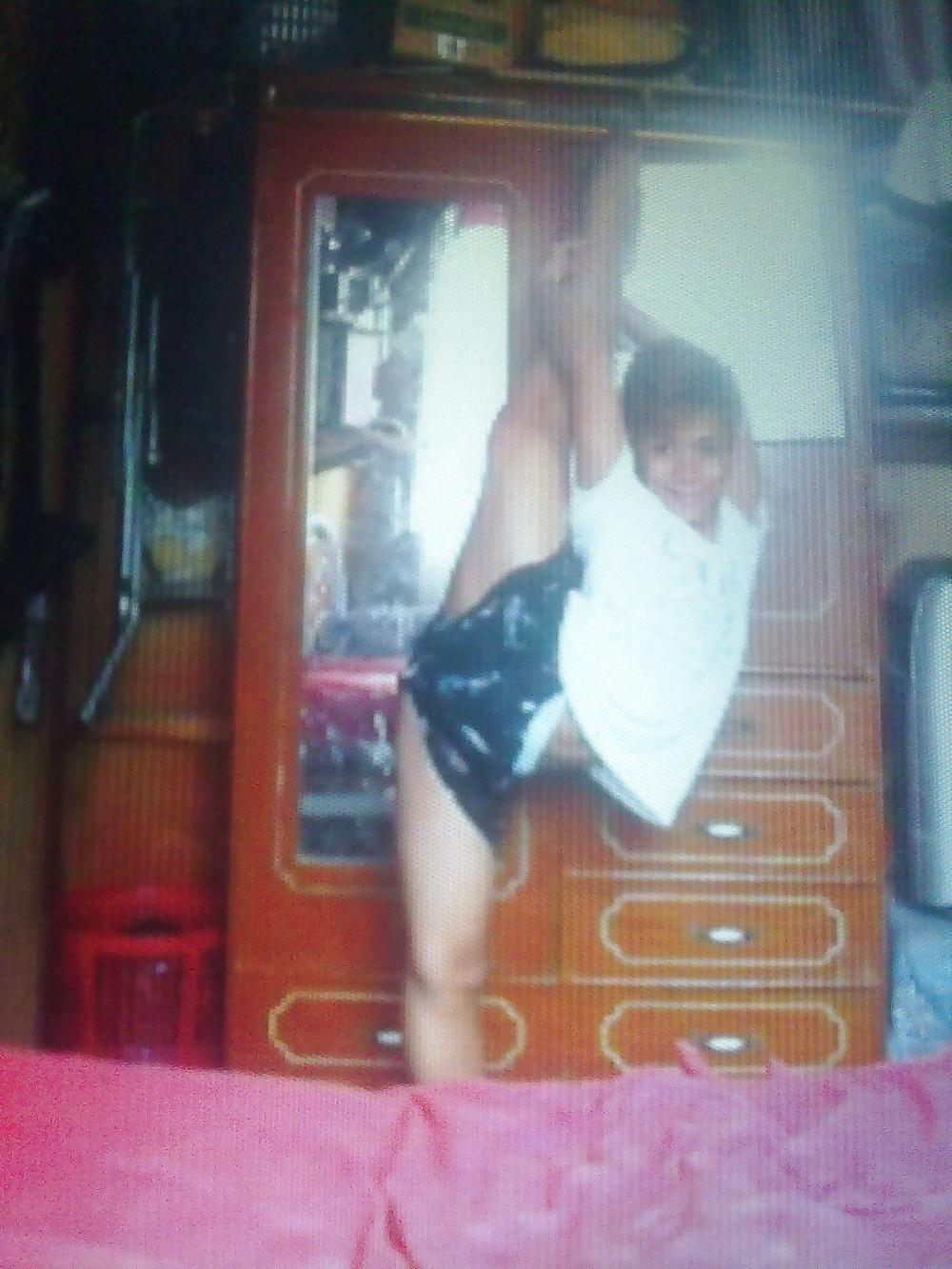 25P This Femboy is so Flexible