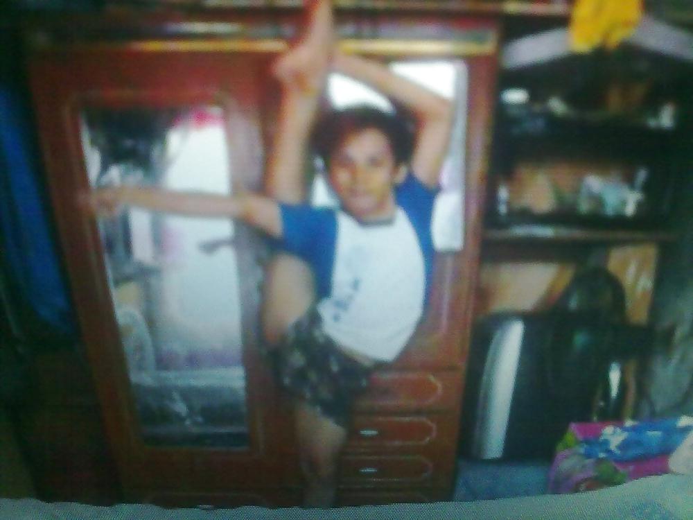 25P This Femboy is so Flexible