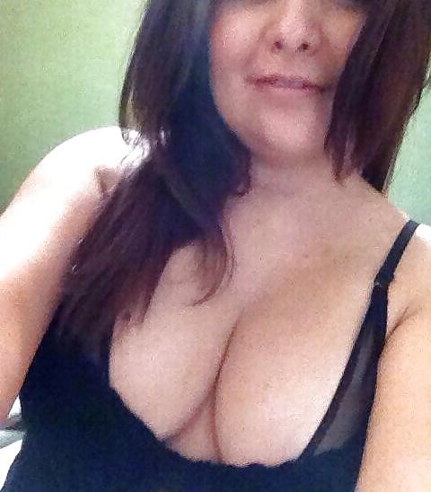21P One Desi MILF