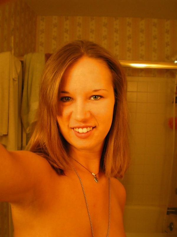 23P Hot Girlfriend Nude Before & After Boob Job Pics
