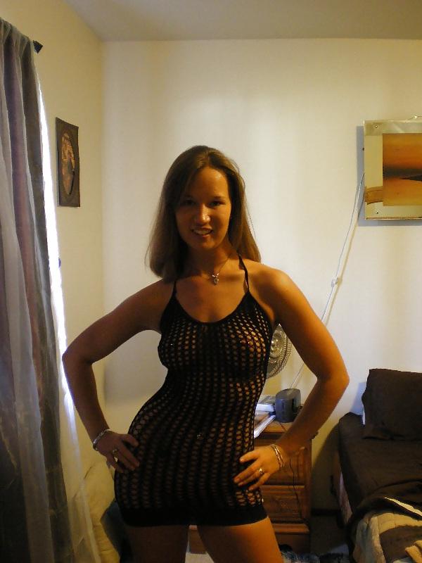 23P Hot Girlfriend Nude Before & After Boob Job Pics
